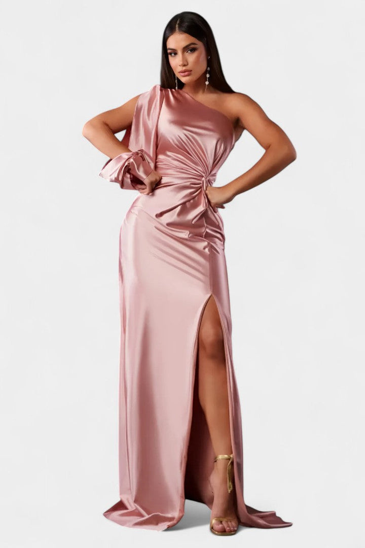 Gabrijela Robe Asymétrique avec Drapé sur une Épaule