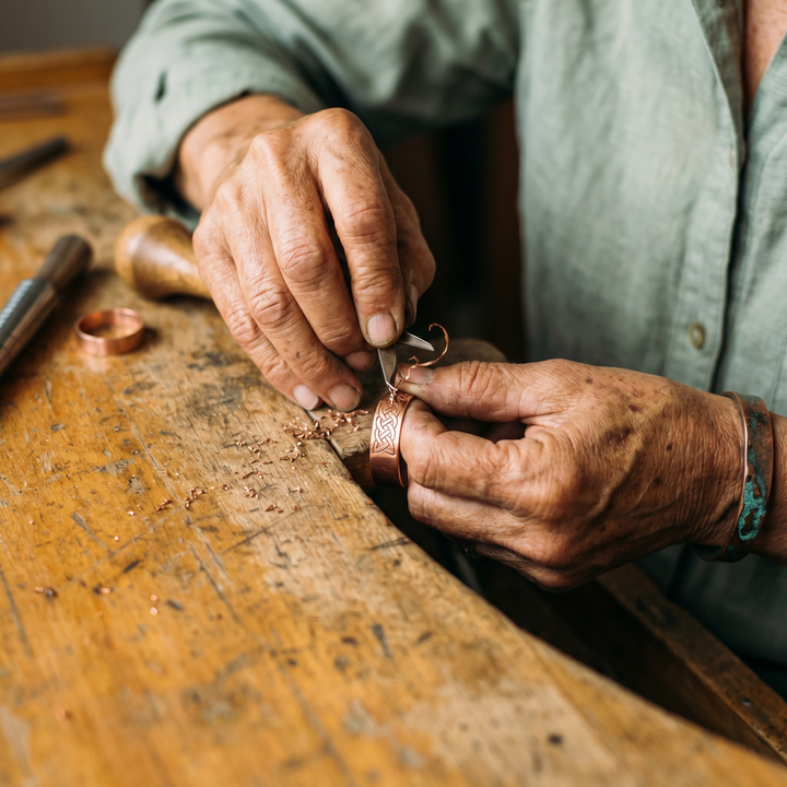 Bague en cuivre à jade