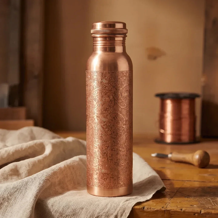Bouteille en cuivre gravé — 950 ml