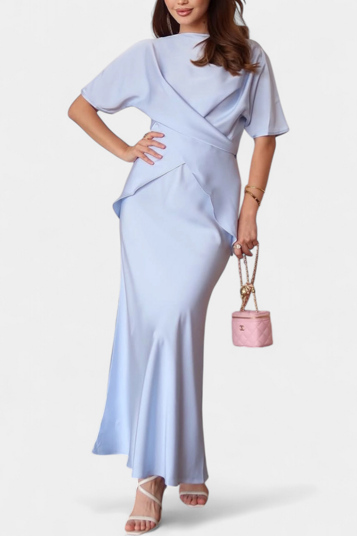 Ensemble Sara avec Top à Épaules Croisées et Jupe Légère