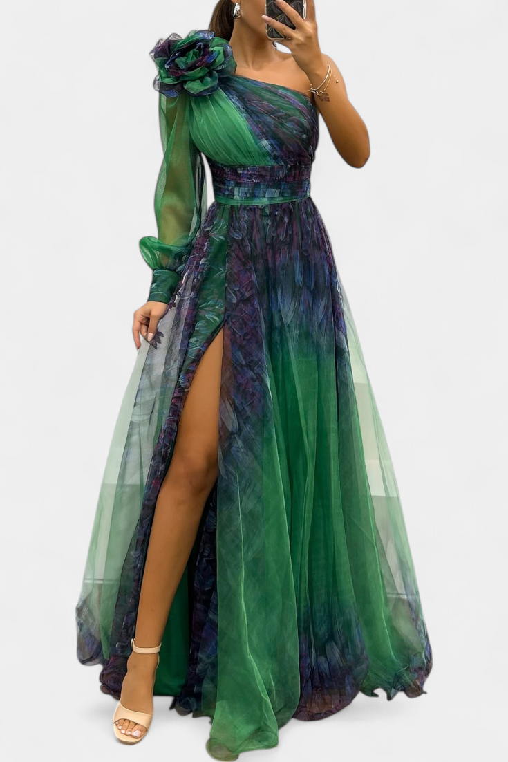 Robe Maxi Natalija en Chiffon avec Épaules Dégagées et Fleur Volumineuse